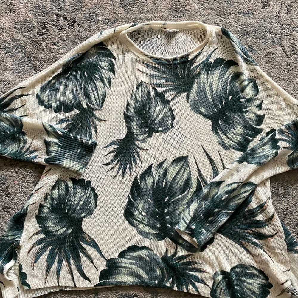 Show Me Your Mumu palm print knit sweater small